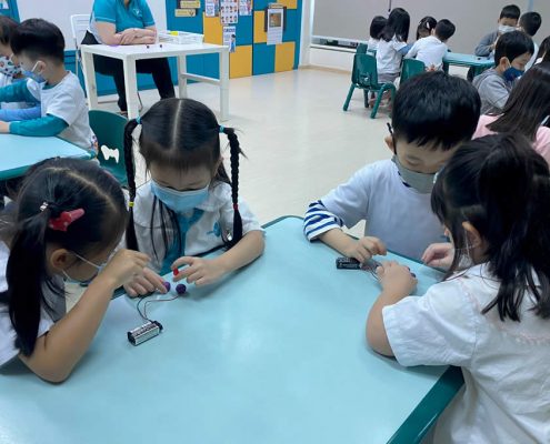 childfirst-tampines-building-circuits-06