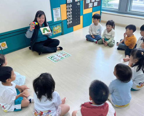 tampines-hungry-caterpillar-01