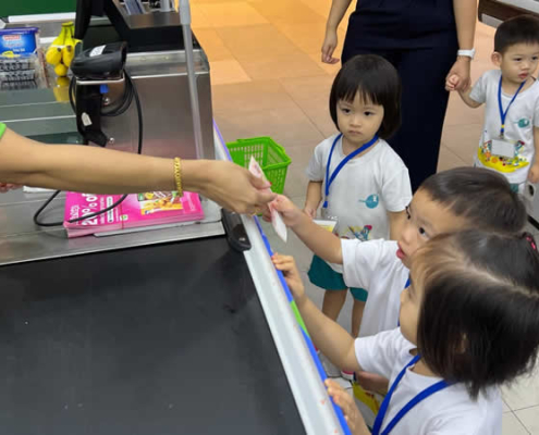 hillview-adventure-supermarket-04
