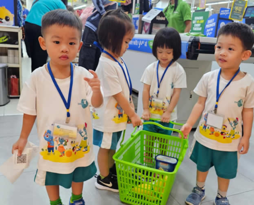 hillview-adventure-supermarket-05